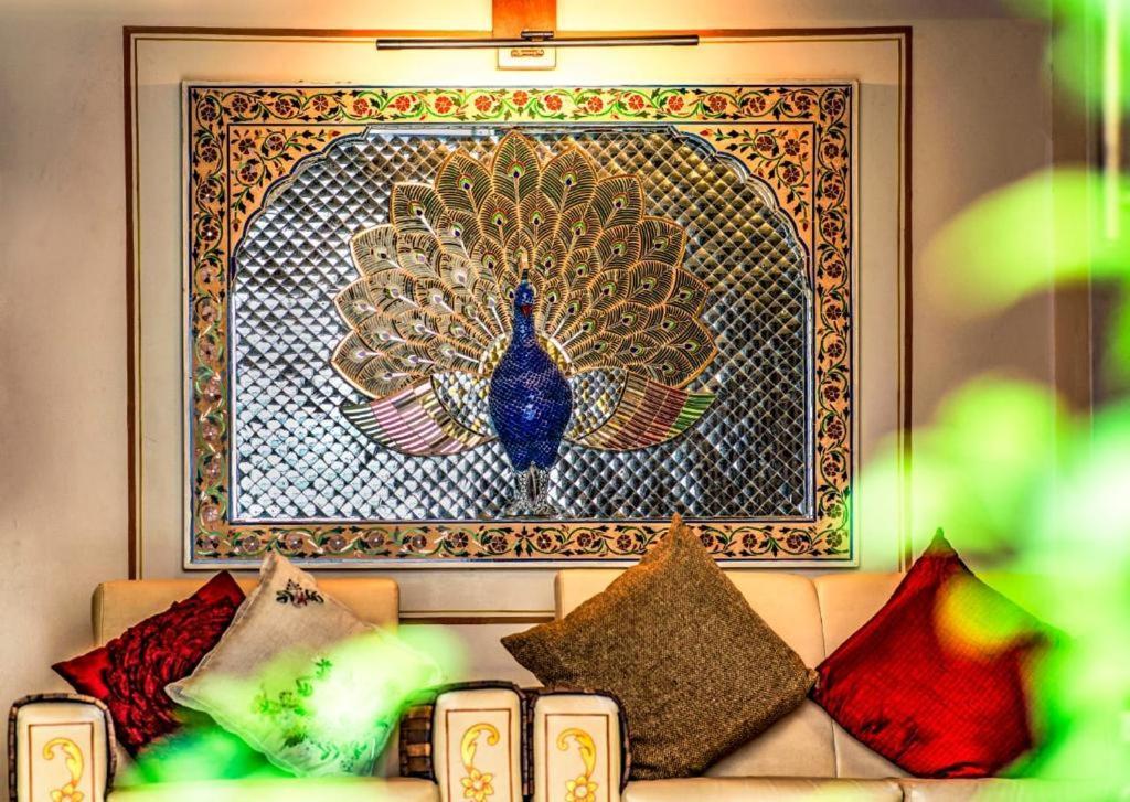 Santosh Villa - The House Of Antiques And Art Udaipur Extérieur photo