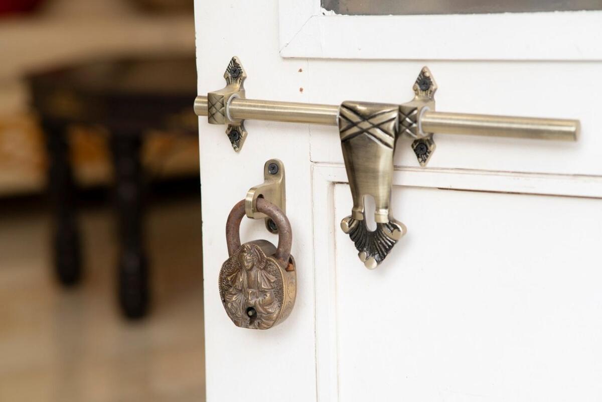 Santosh Villa - The House Of Antiques And Art Udaipur Extérieur photo
